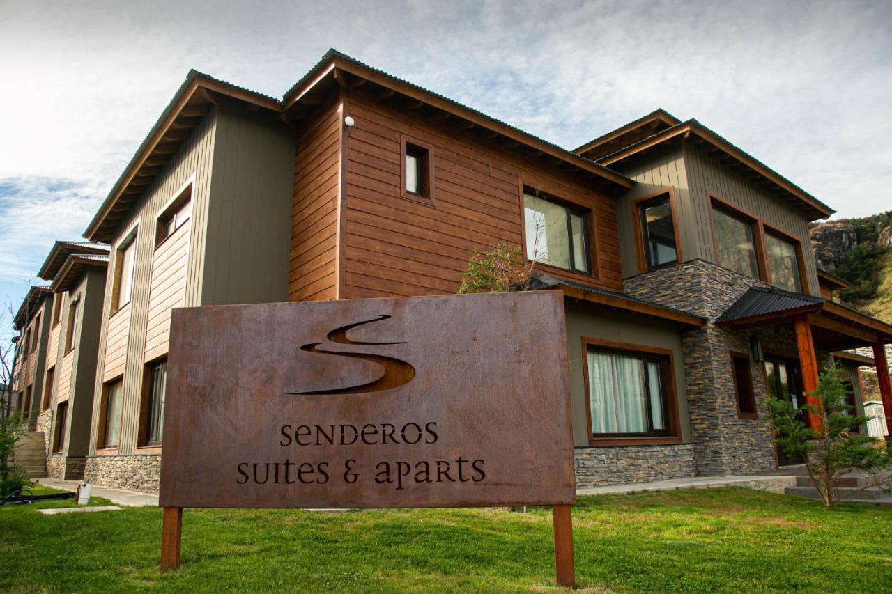 Senderos Aparts & Suites El Chalten Exteriör bild
