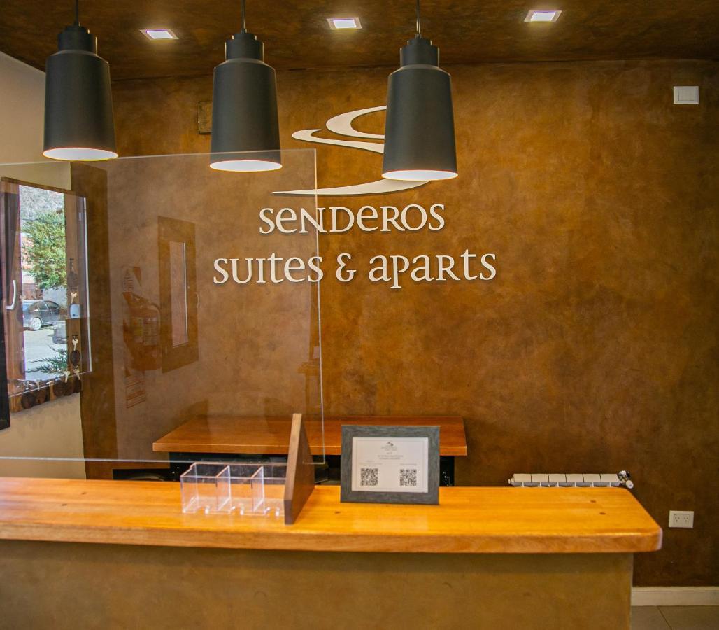 Senderos Aparts & Suites El Chalten Exteriör bild
