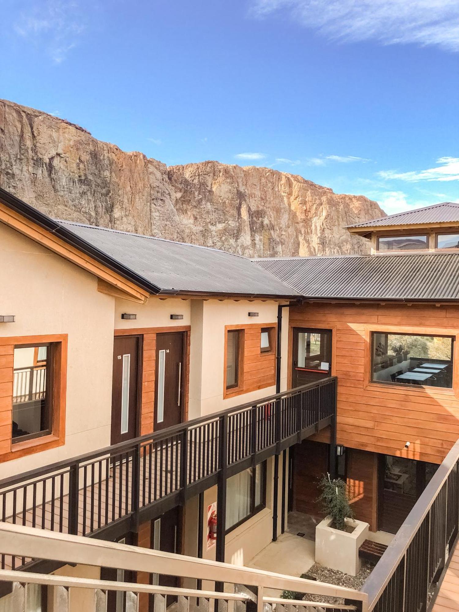 Senderos Aparts & Suites El Chalten Exteriör bild